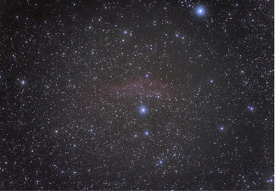 夜は街灯が少なく、満天の星空を楽しめる環境